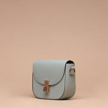 Load image into Gallery viewer, Tas Selempang Wanita Silvertote Gabby Sling Bag