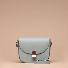 Load image into Gallery viewer, Tas Selempang Wanita Silvertote Gabby Sling Bag