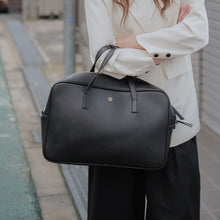 Load image into Gallery viewer, Tas Tangan Wanita Silvertote Luna Hand Bag Large