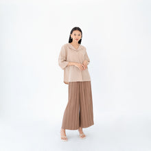 Load image into Gallery viewer, Silvertote Apparel Pakaian Wanita Lora Top