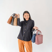 Load image into Gallery viewer, Molly Sling Bag Dusty Rose