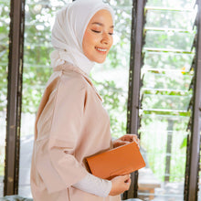 Load image into Gallery viewer, Silvertote Dompet Wanita Lola Wallet Black