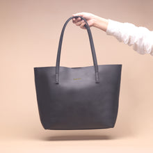 Load image into Gallery viewer, Jenner Totebag Black
