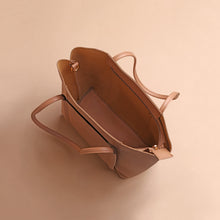 Load image into Gallery viewer, Silvertote X Pijeh Tas Tote Wanita Delaine Totebag Khaki