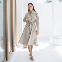 Load image into Gallery viewer, Silvertote Apparel Pakaian Wanita Hiroko Linen Dress