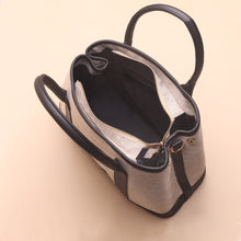 Load image into Gallery viewer, Silvertote Tas Tangan Wanita Lindsay Handbag Black