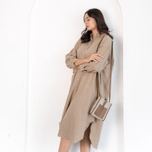 Load image into Gallery viewer, Mila Sling Bag Ruby Red