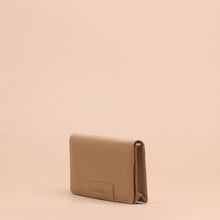 Load image into Gallery viewer, Silvertote Dompet Wanita Lola Wallet Khaki
