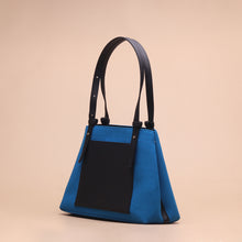 Load image into Gallery viewer, Silvertote Tas Tote Wanita Bella Totebag Blue Black