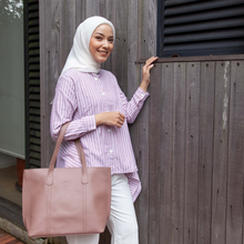 Load image into Gallery viewer, Silvertote Apparel Pakaian Wanita Yeri Top