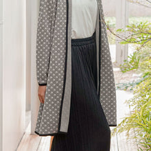 Load image into Gallery viewer, Pakaian Wanita Silvertote Apparel Martha Knitted Outer