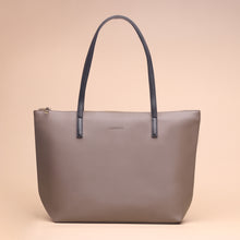 Load image into Gallery viewer, Jetset CB Totebag Taupe Black
