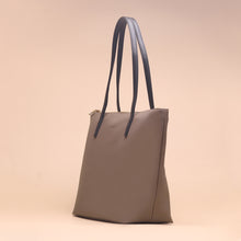 Load image into Gallery viewer, Jetset CB Totebag Taupe Black
