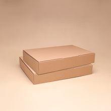 Load image into Gallery viewer, Silvertote Packaging Large
