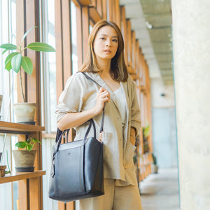Silvertote X Pijeh Tas Tote Wanita Delaine Totebag Black