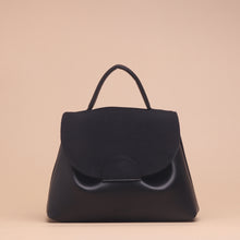 Load image into Gallery viewer, Lisse Handbag Black
