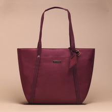 Load image into Gallery viewer, Daphne Tote Bag Maroon
