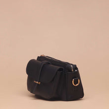 Load image into Gallery viewer, Risa Sling Bag Black
