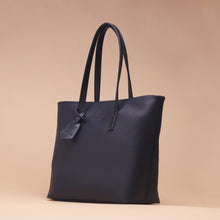 Load image into Gallery viewer, Indah CB Totebag Navy Black
