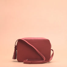 Load image into Gallery viewer, Tori Sling Bag Coral
