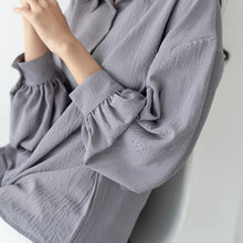 Load image into Gallery viewer, Silvertote Apparel Pakaian Wanita Millie Long Sleeve Top
