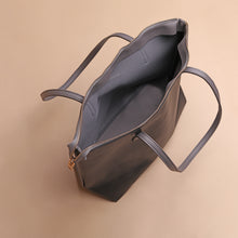Load image into Gallery viewer, Jetset Two Tone Grey Black
